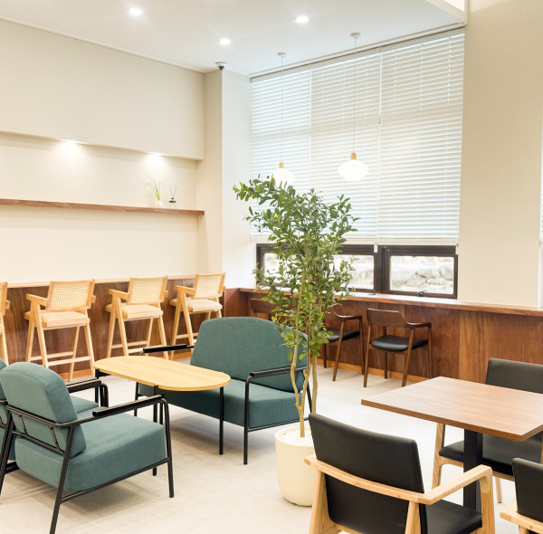 Yeongsan Univ Building library lounge